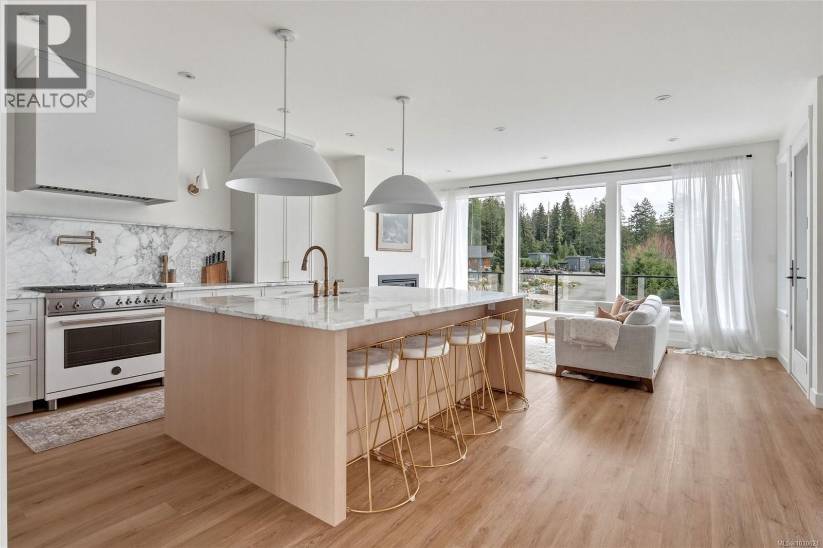 9386 LAKEFRONT RISE - 7