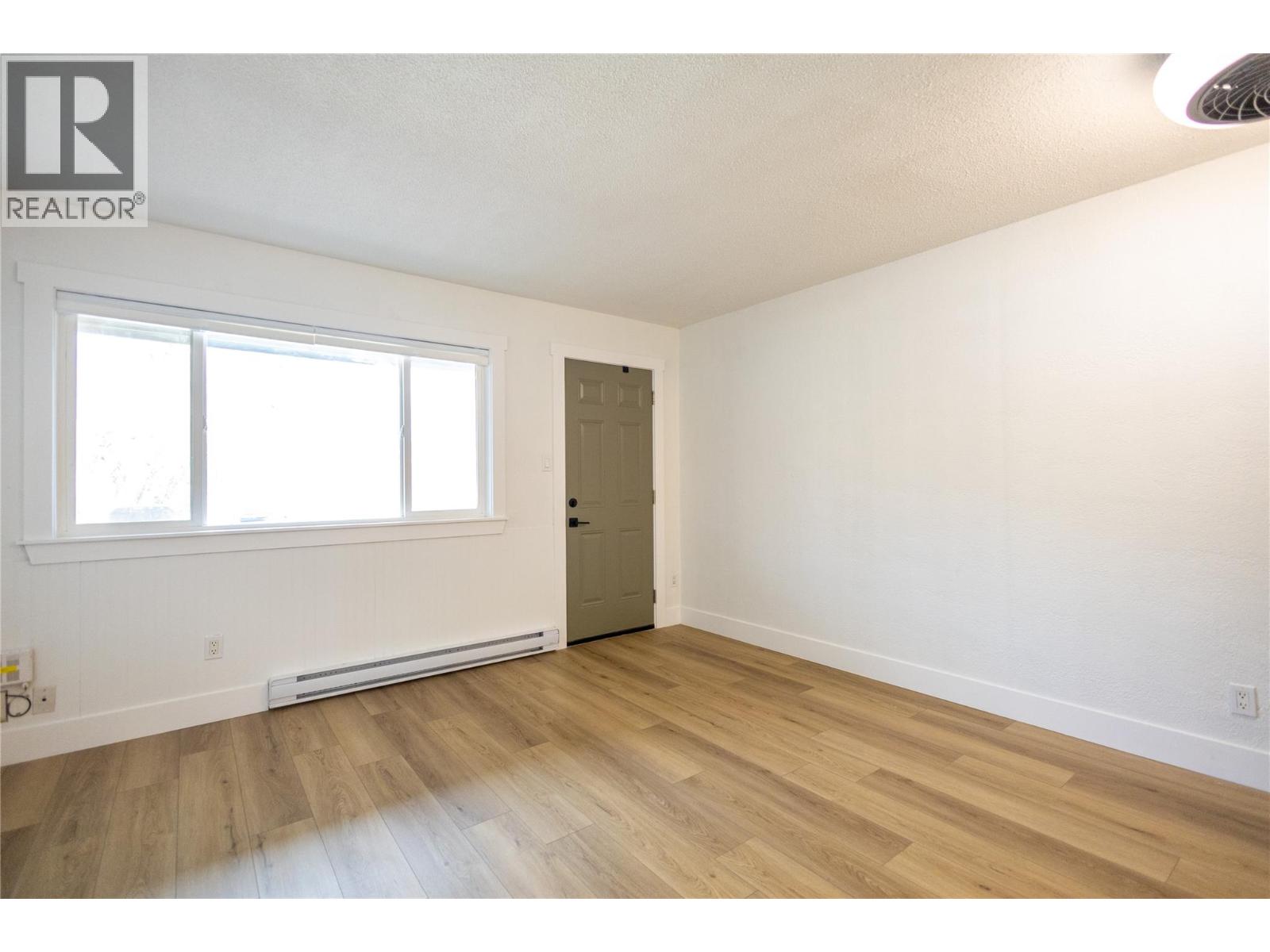 3397 Patterson Street Unit# 9, Armstrong