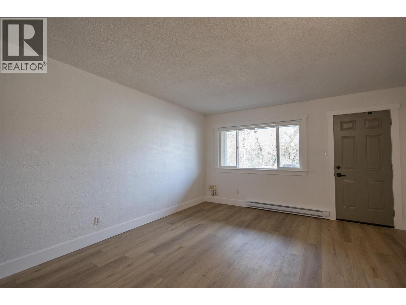 3397 Patterson Street Unit# 9, Armstrong