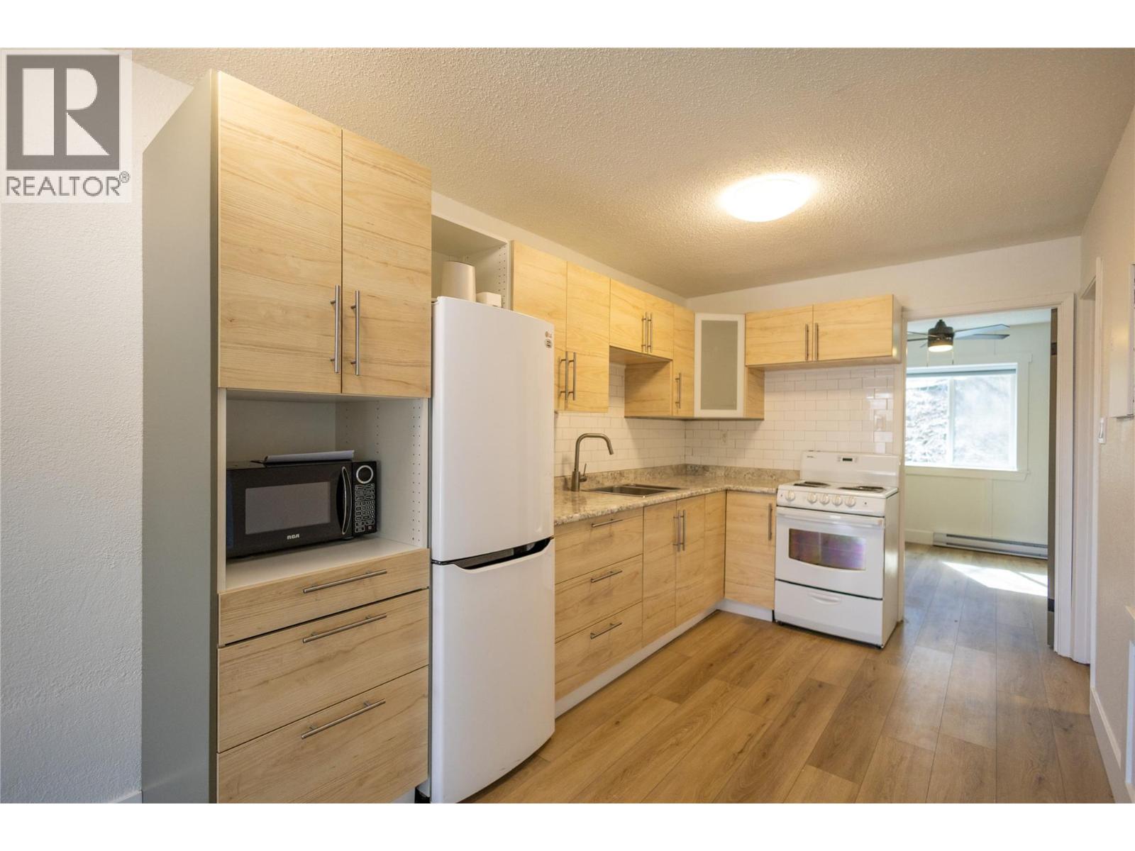 3397 Patterson Street Unit# 9, Armstrong