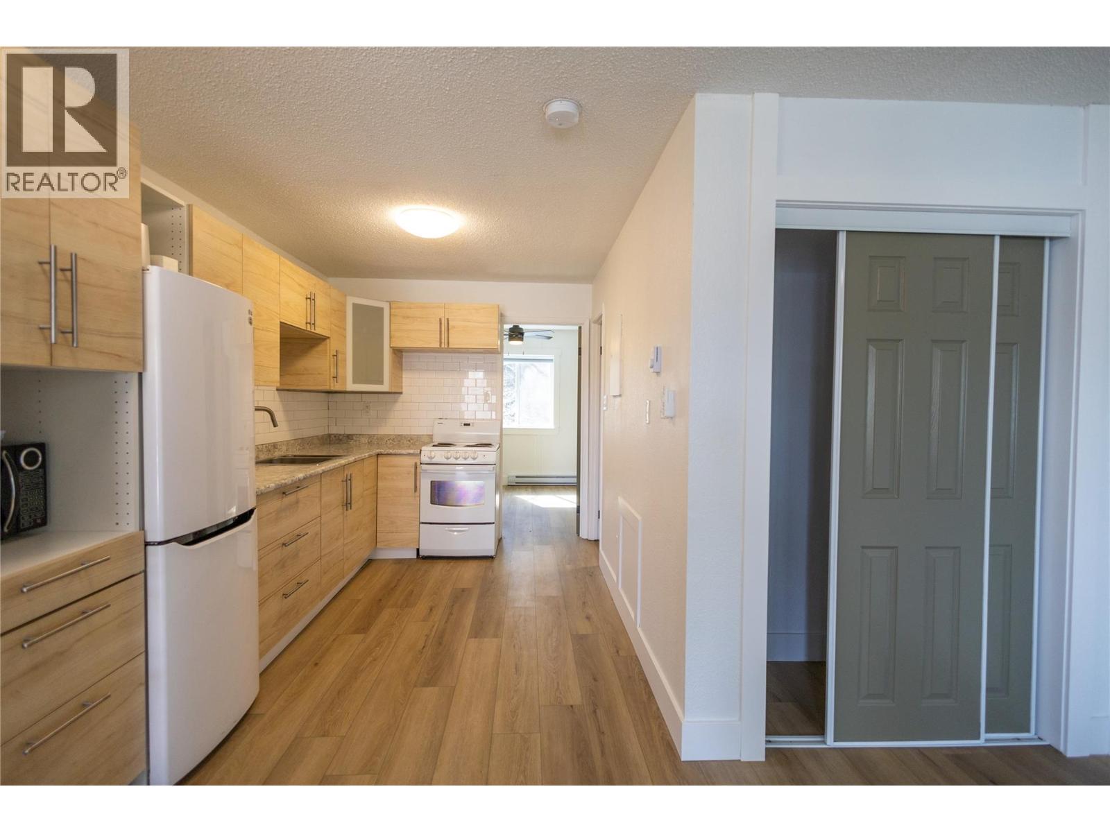 3397 Patterson Street Unit# 9, Armstrong