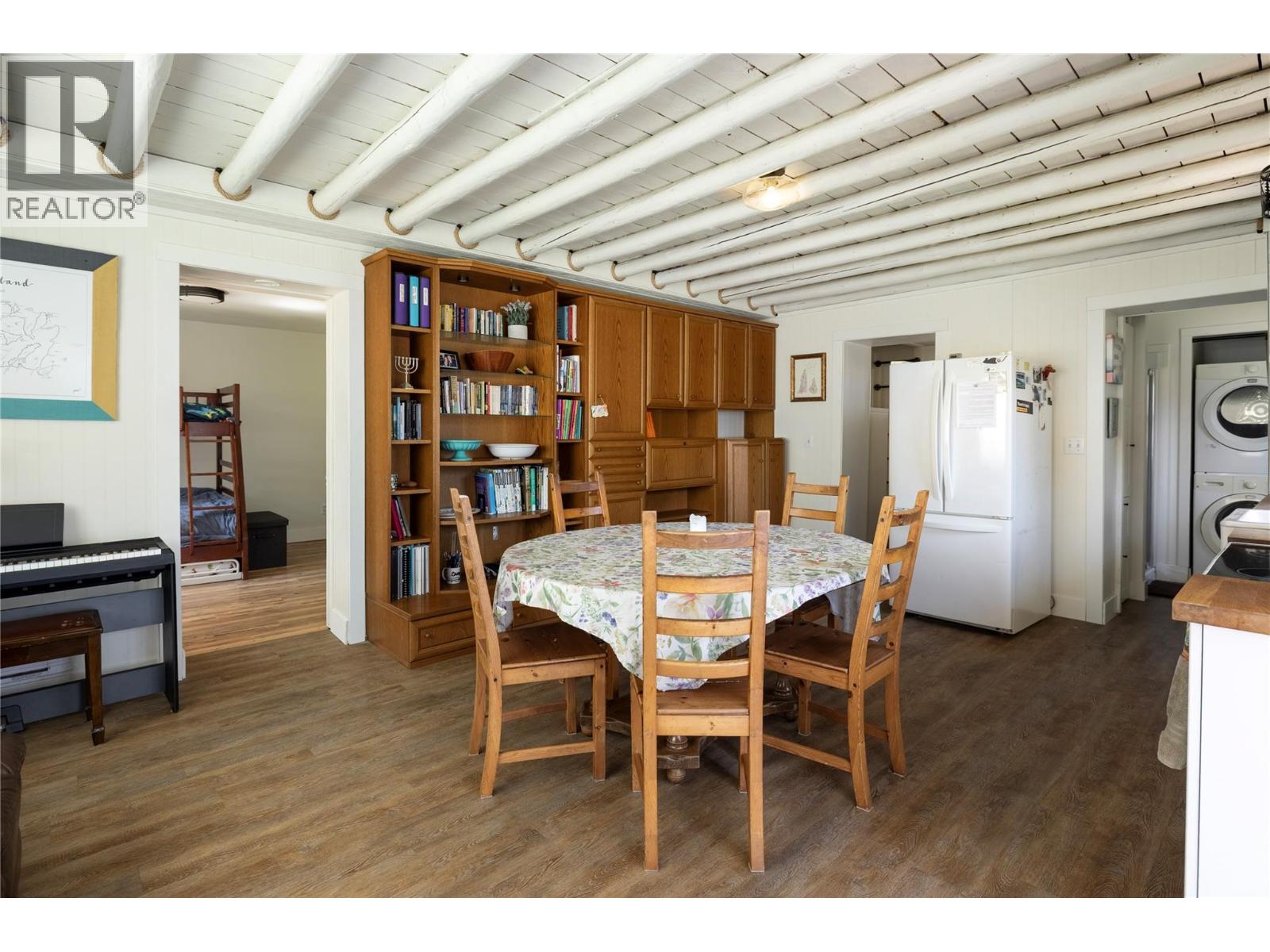 6740 Highway 97A Highway, Grindrod