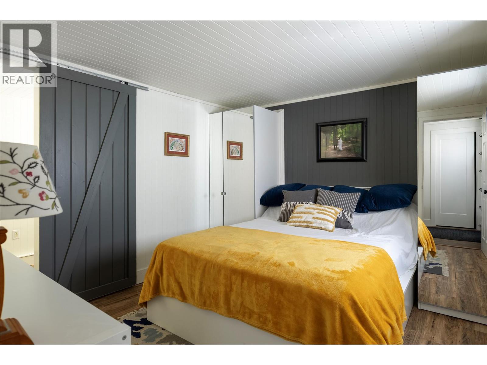 6740 Highway 97A Highway, Grindrod