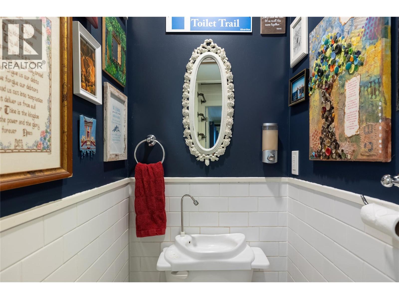 6740 Highway 97A Highway, Grindrod