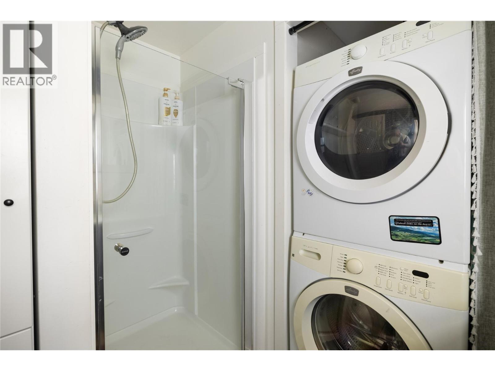 6740 Highway 97A Highway, Grindrod