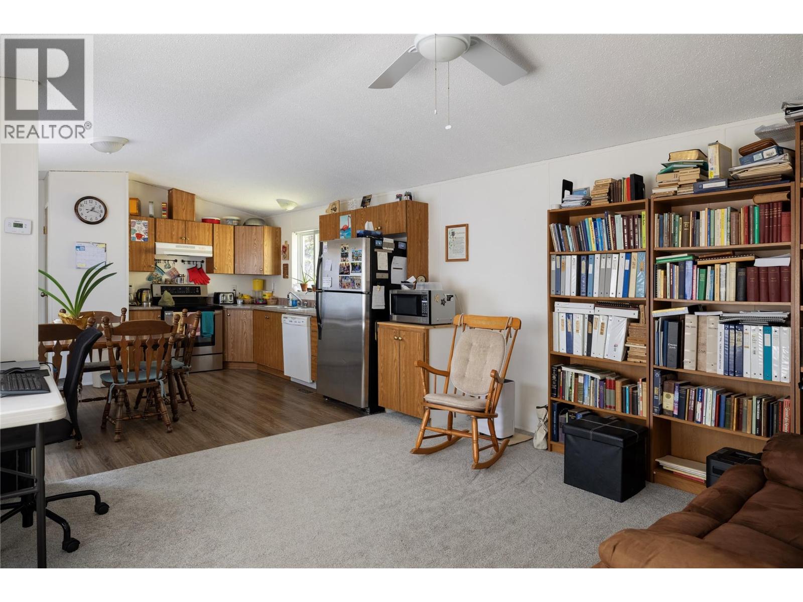 6740 Highway 97A Highway, Grindrod