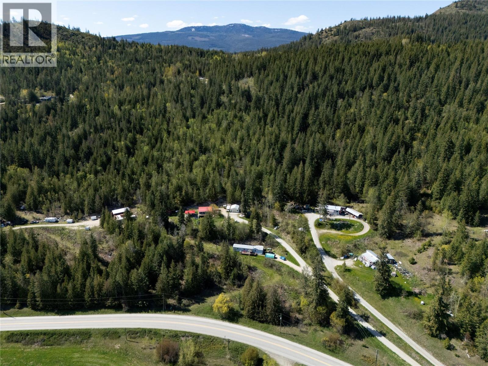 6740 Highway 97A Highway, Grindrod