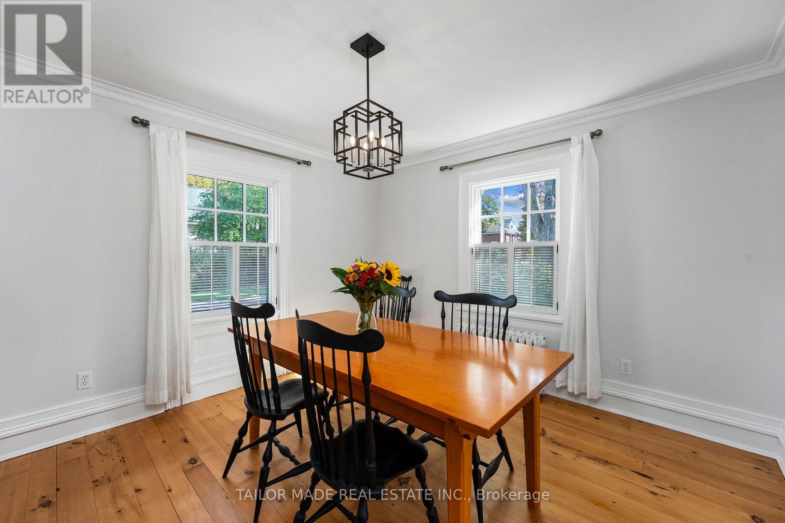 19 ISABELLA STREET - 7