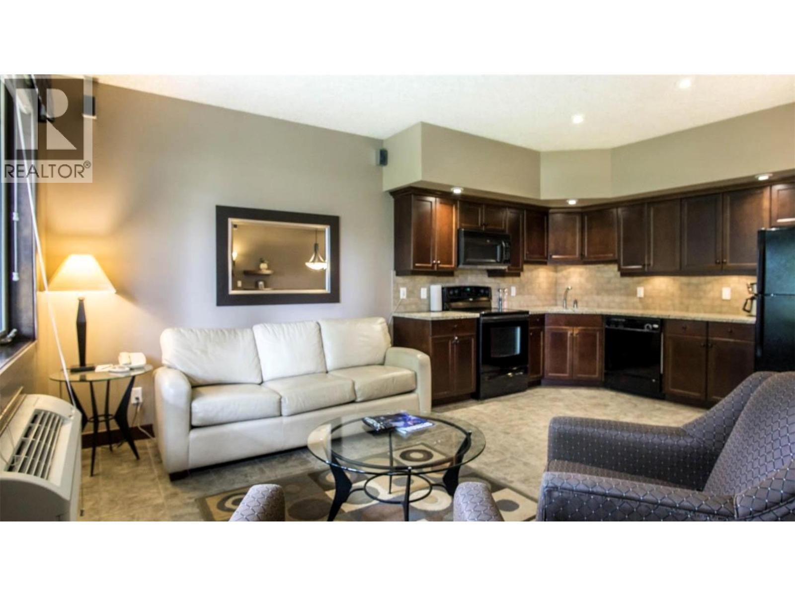 500 BIGHORN Boulevard Unit# 513, Radium Hot Springs