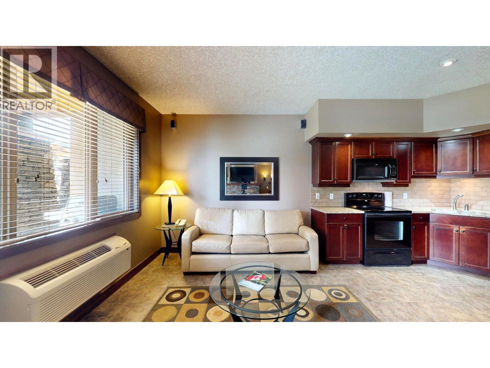 500 BIGHORN Boulevard Unit# 513, Radium Hot Springs