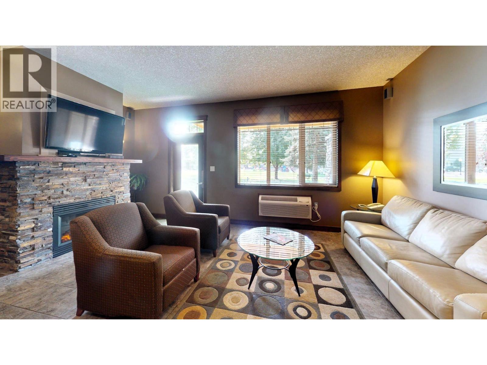 500 BIGHORN Boulevard Unit# 513, Radium Hot Springs
