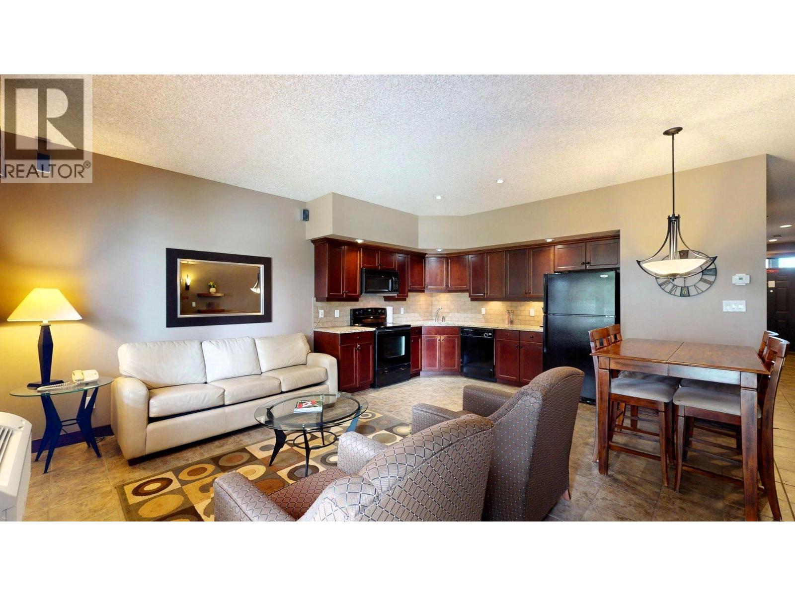 500 BIGHORN Boulevard Unit# 513, Radium Hot Springs