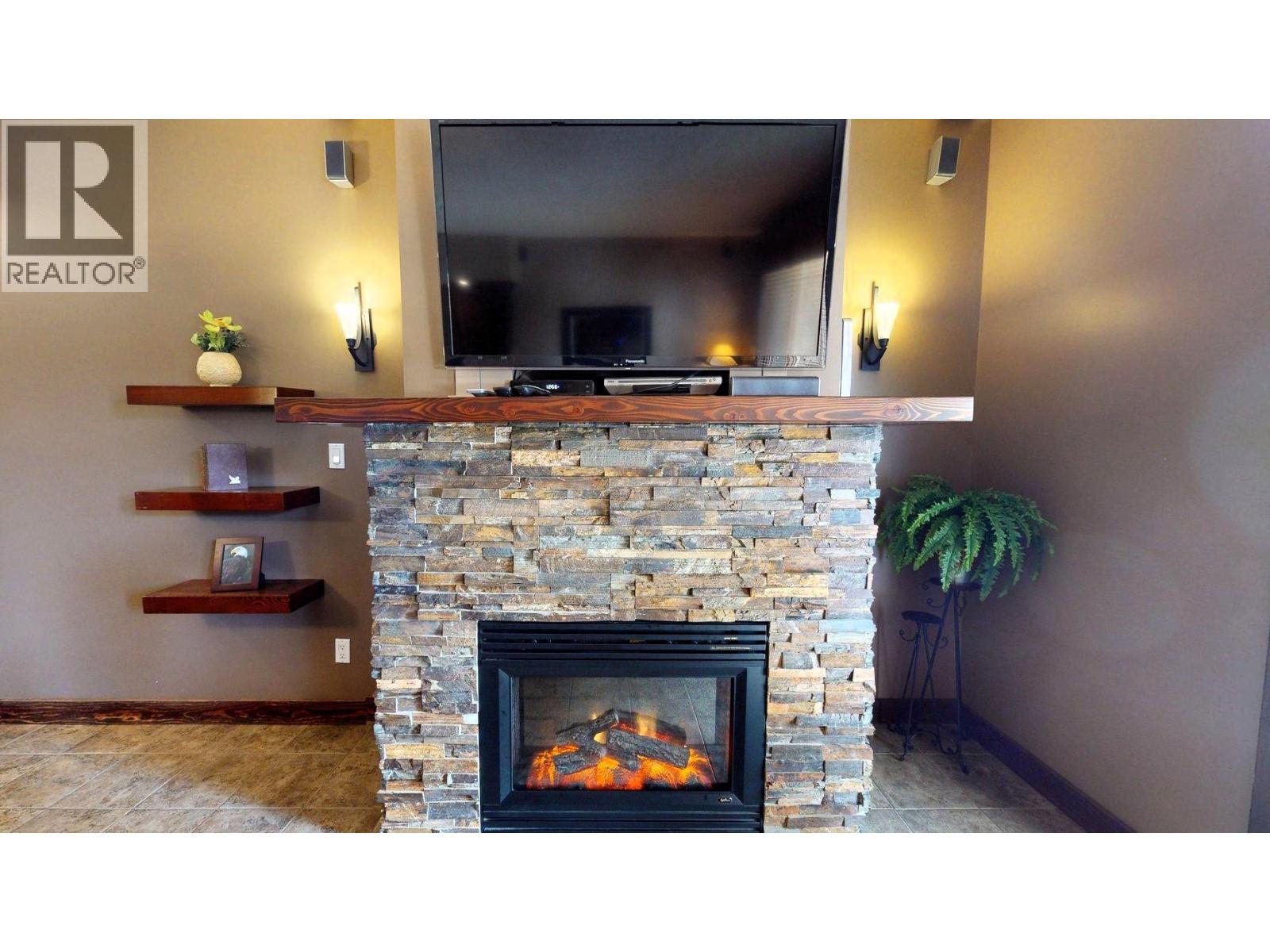 500 BIGHORN Boulevard Unit# 513, Radium Hot Springs