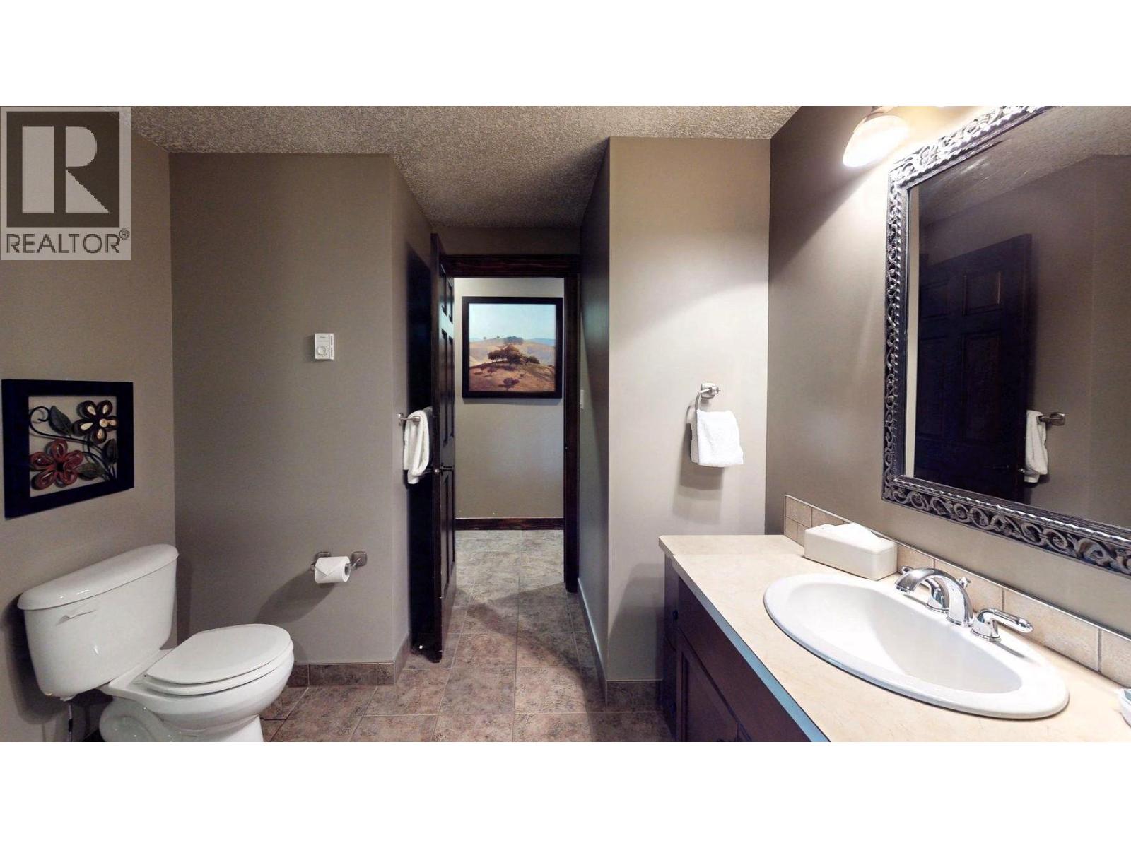 500 BIGHORN Boulevard Unit# 513, Radium Hot Springs