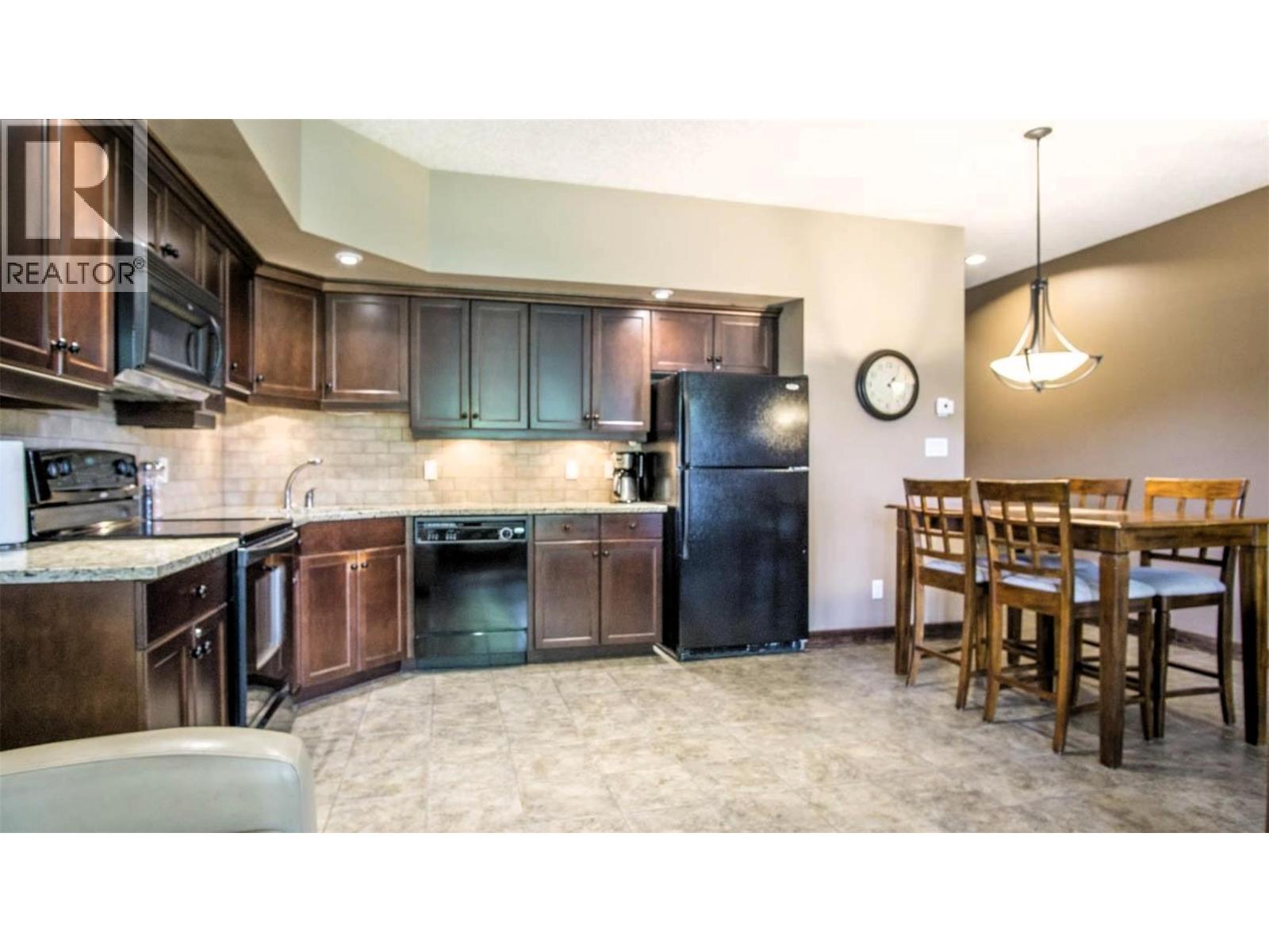 500 BIGHORN Boulevard Unit# 513, Radium Hot Springs