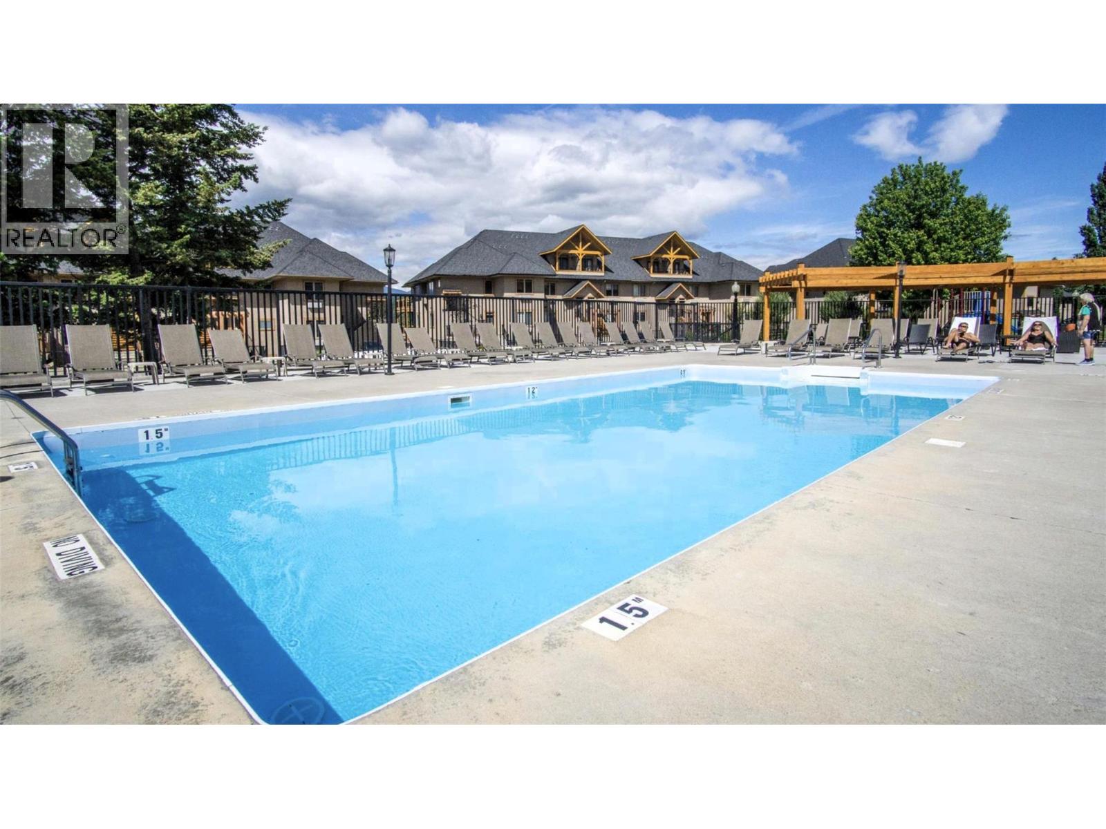 500 BIGHORN Boulevard Unit# 513, Radium Hot Springs