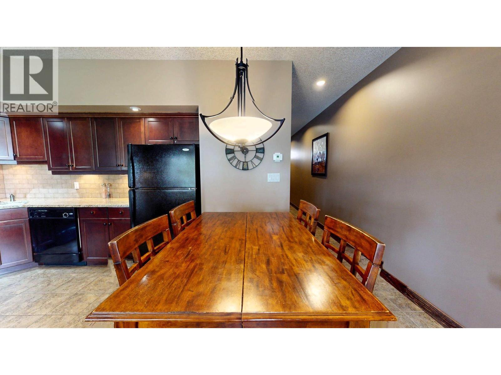 500 BIGHORN Boulevard Unit# 513, Radium Hot Springs