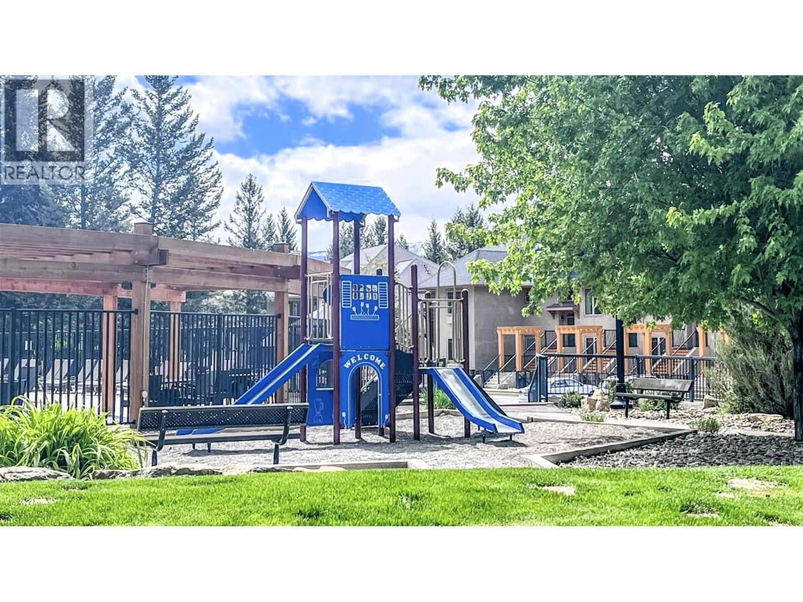 500 BIGHORN Boulevard Unit# 513, Radium Hot Springs