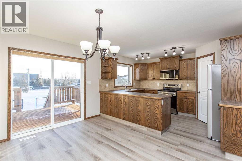 92 Iron Wolf Boulevard, Lacombe