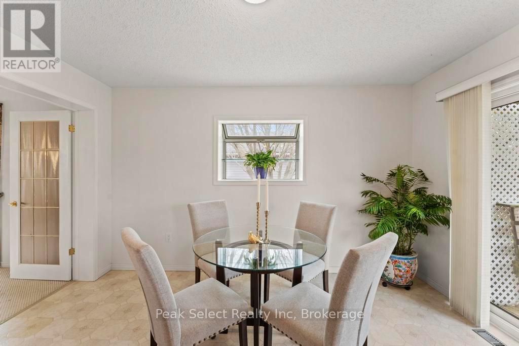 #31 30 ANN STREET - 11