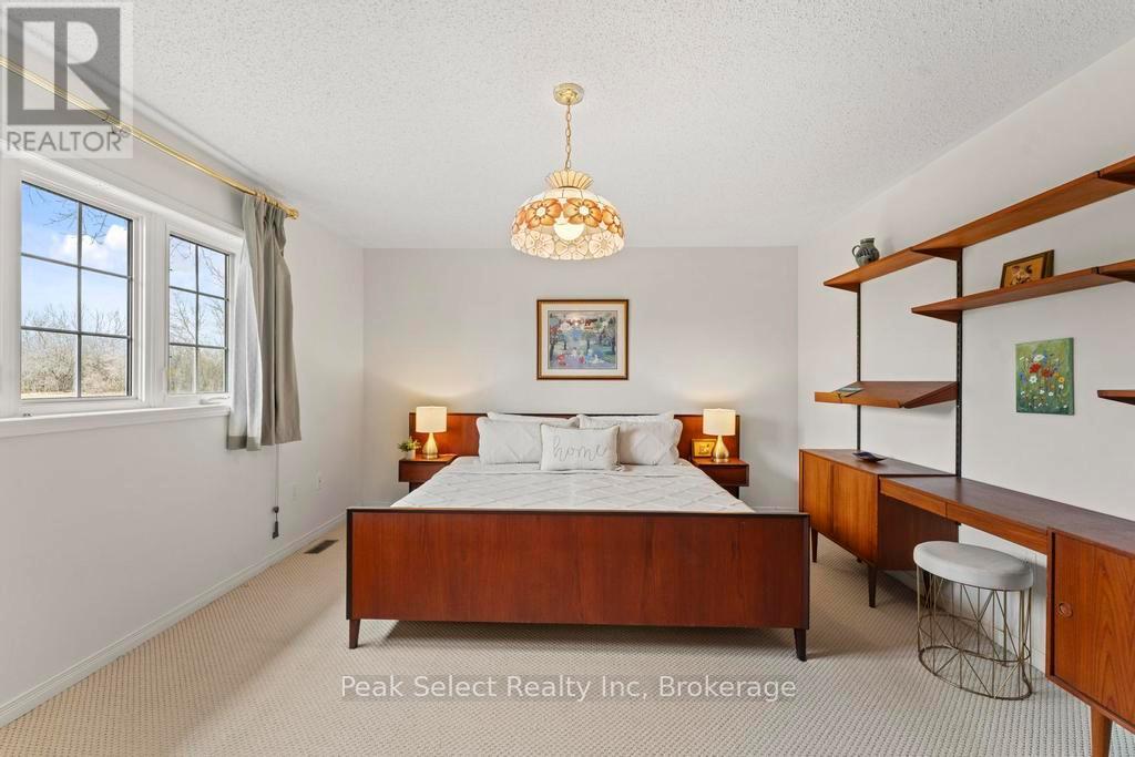 #31 30 ANN STREET - 25