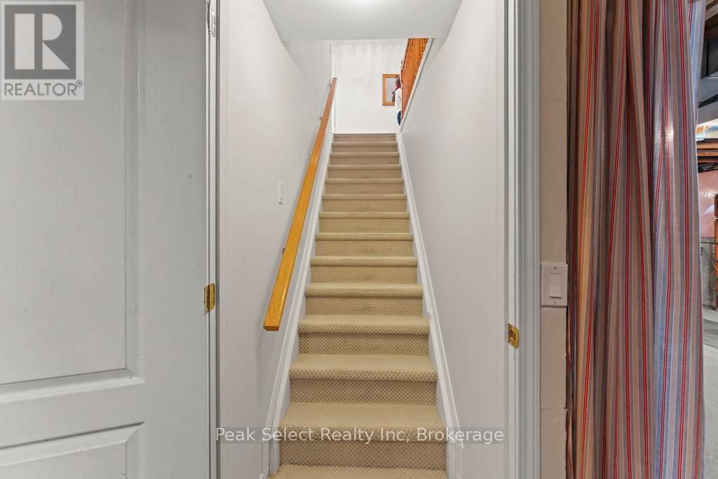 #31 30 ANN STREET - 31