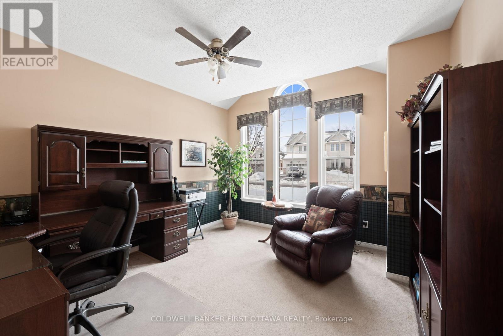 19 FENCEROW WAY - 7