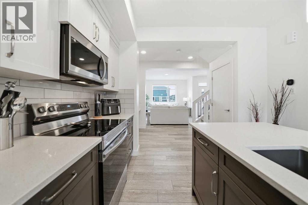 Single Family House for Sale in  Wolf Creek Avenue SE Wolf Willow Calgary 