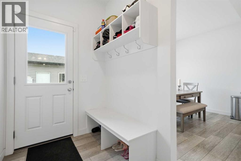 Single Family House for Sale in  Wolf Creek Avenue SE Wolf Willow Calgary 