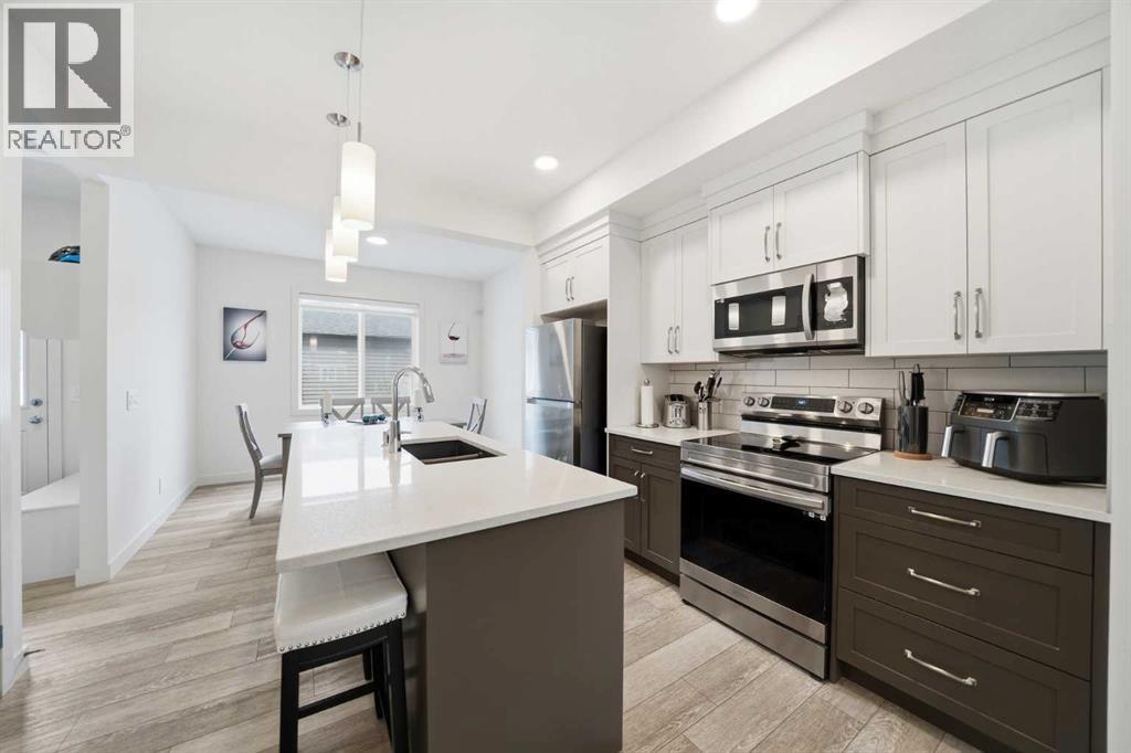 Single Family House for Sale in  Wolf Creek Avenue SE Wolf Willow Calgary 