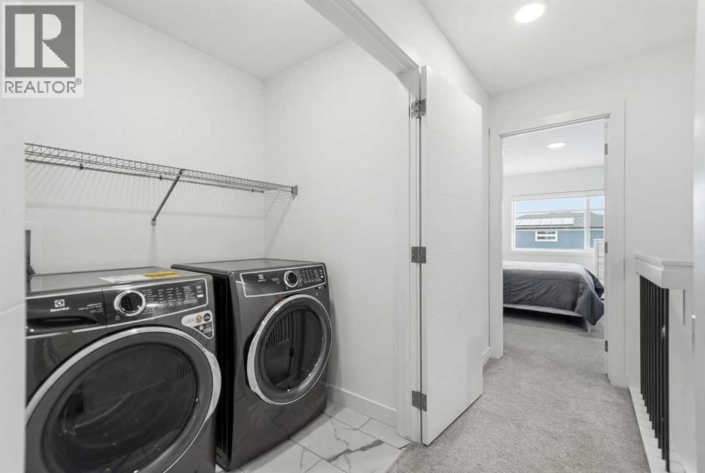 Single Family House for Sale in  Wolf Creek Avenue SE Wolf Willow Calgary 