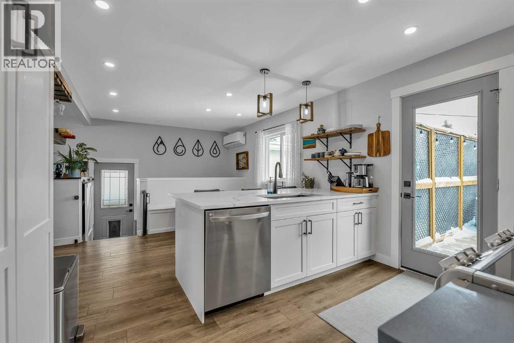 Single Family House Bungalow for Sale in   Avenue NW Bowness Calgary 