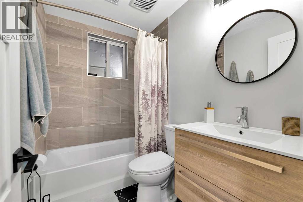 Single Family House Bungalow for Sale in   Avenue NW Bowness Calgary 