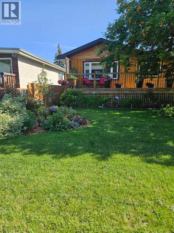 Single Family House Bungalow for Sale in   Avenue NW Bowness Calgary 