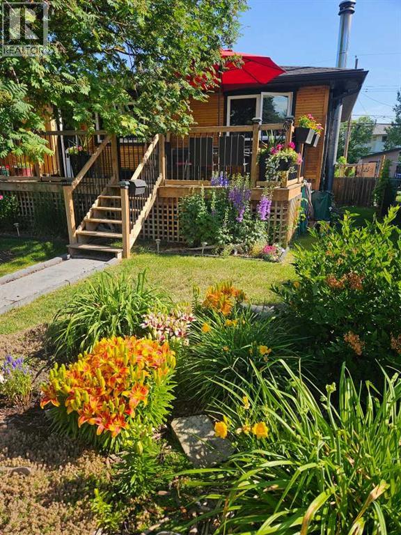 Single Family House Bungalow for Sale in   Avenue NW Bowness Calgary 
