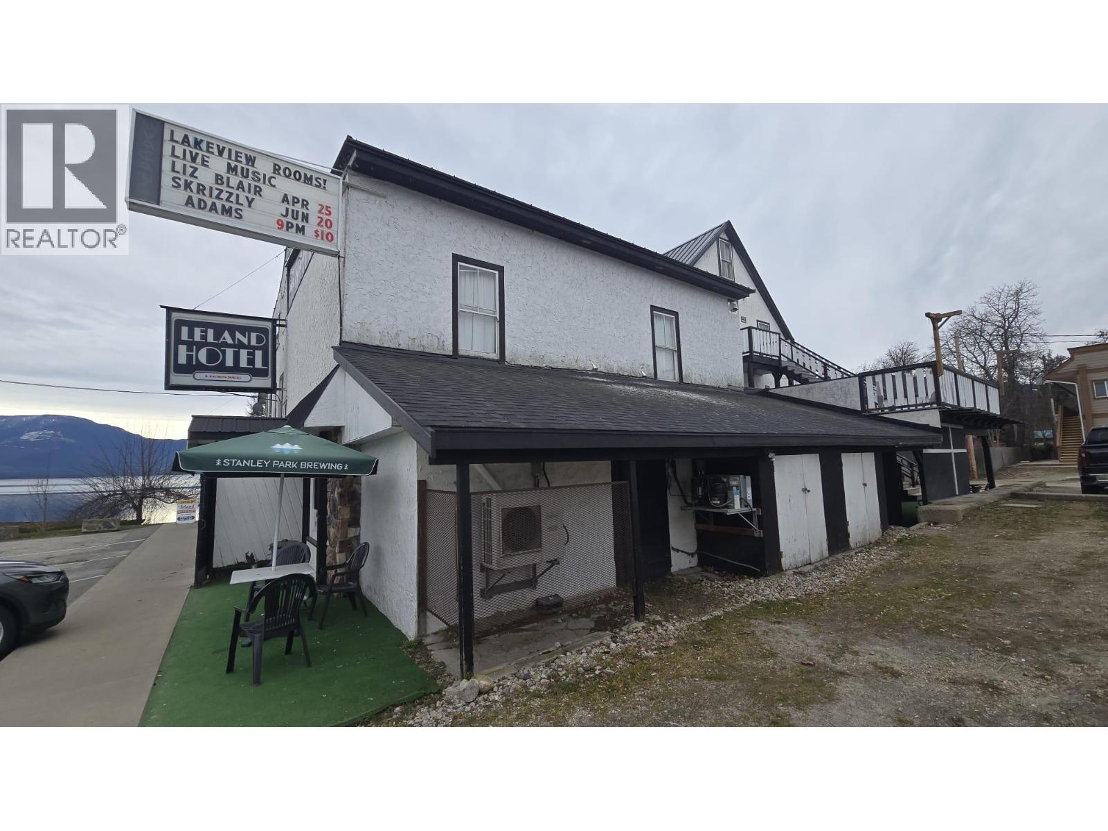  96 4 Avenue Southwest, Nakusp