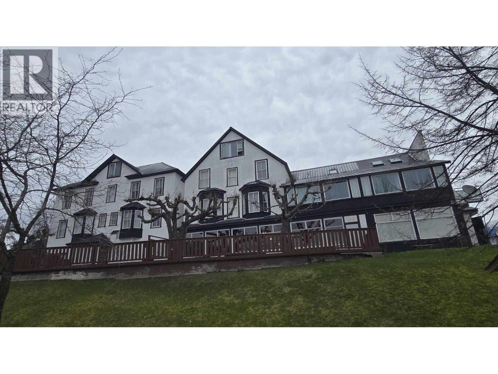  96 4 Avenue Southwest, Nakusp