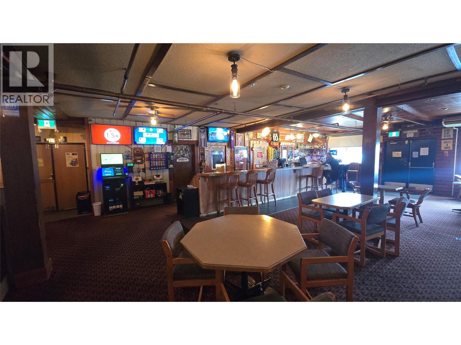  96 4 Avenue Southwest, Nakusp