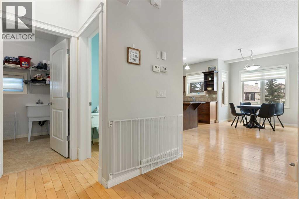 52 Glensummit Close, Cochrane