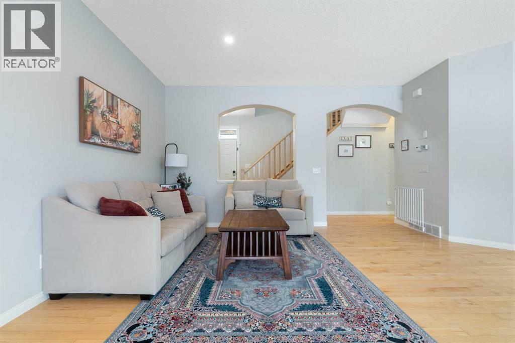 52 Glensummit Close, Cochrane