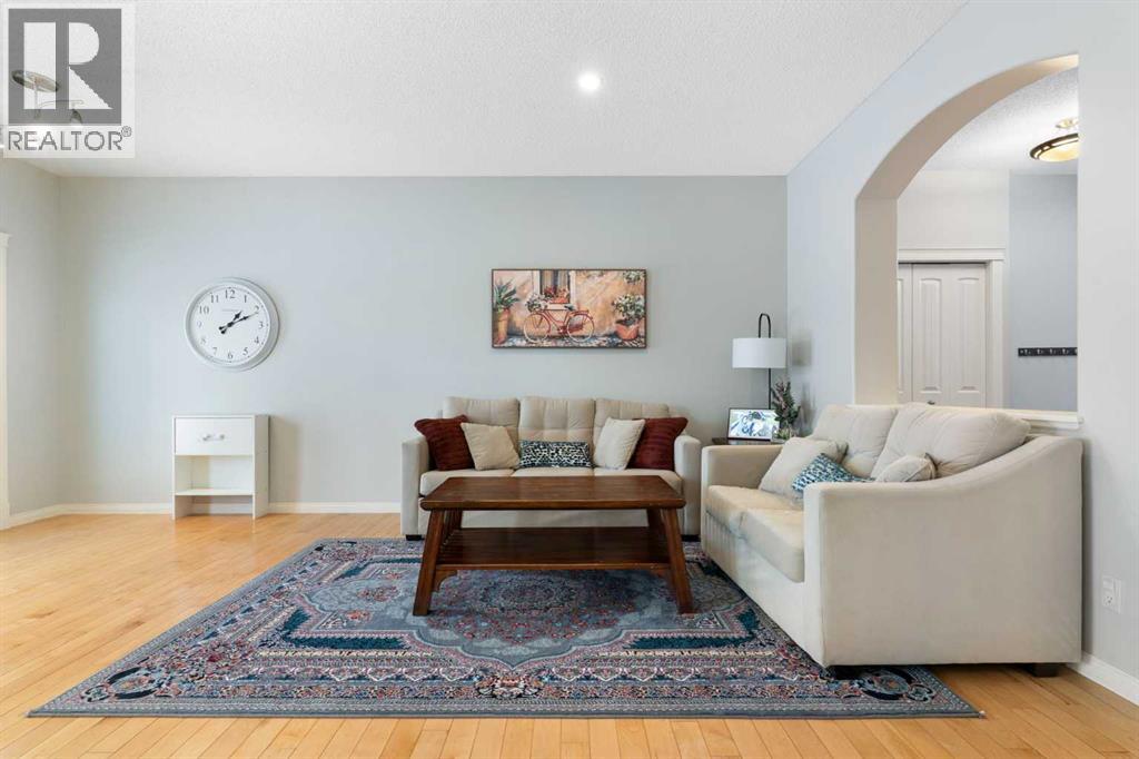 52 Glensummit Close, Cochrane