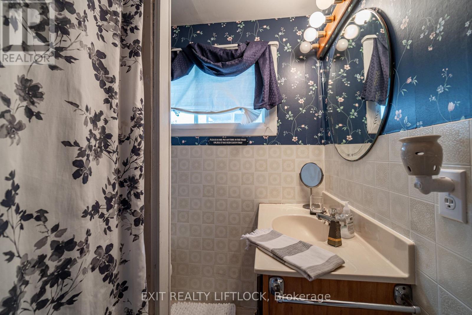 854 FIFE'S BAY MARINA LANE - 26