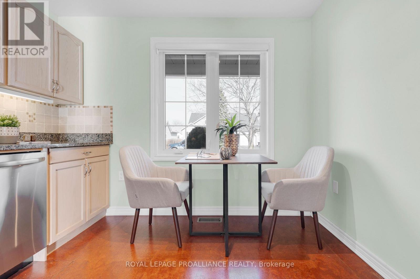 20 LOCKWOOD DRIVE - 11