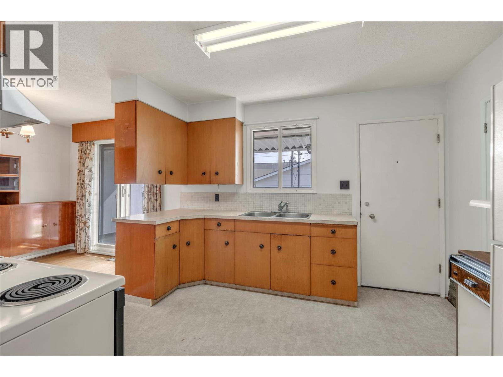 250 Bennett Avenue, Penticton