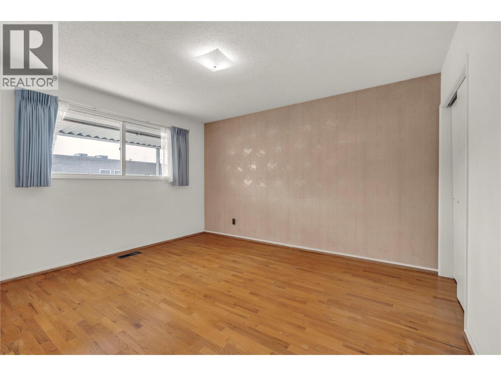 250 Bennett Avenue, Penticton