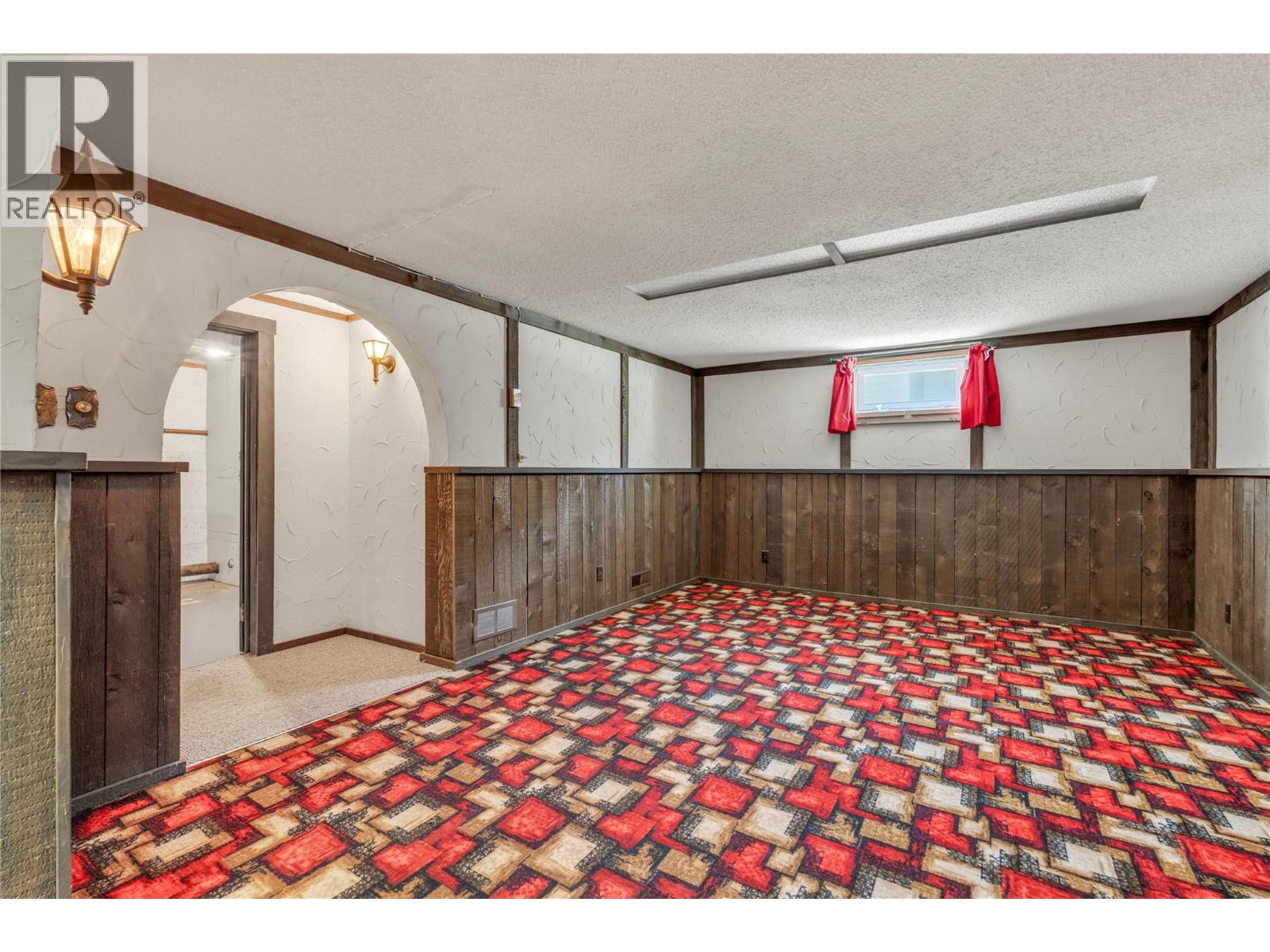 250 Bennett Avenue, Penticton