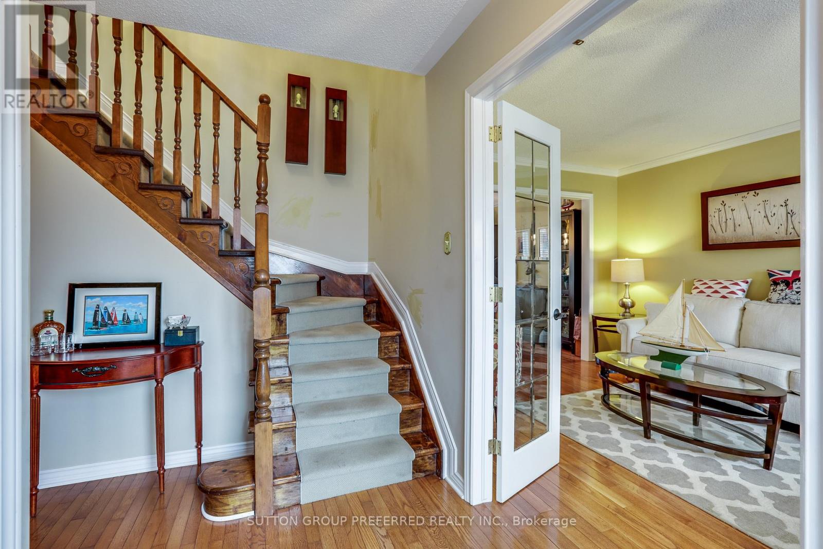 94 ASHBURY COURT - 4