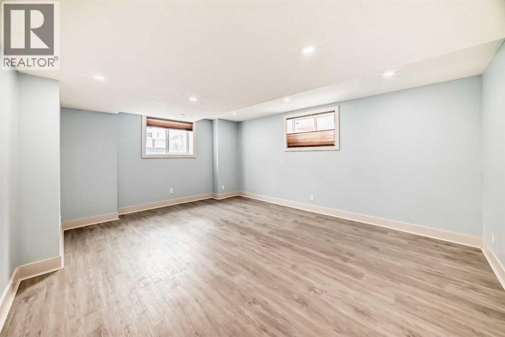 Single Family House for Sale in  Royal Oak Heath NW Royal Oak Calgary 