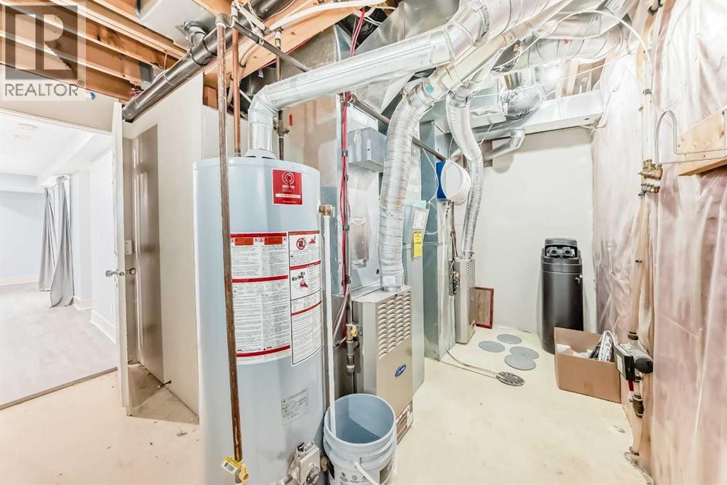 Single Family House for Sale in  Royal Oak Heath NW Royal Oak Calgary 