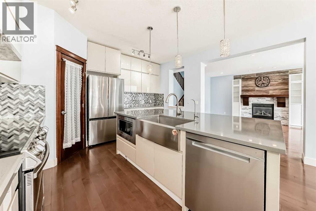 Single Family House for Sale in  Royal Oak Heath NW Royal Oak Calgary 